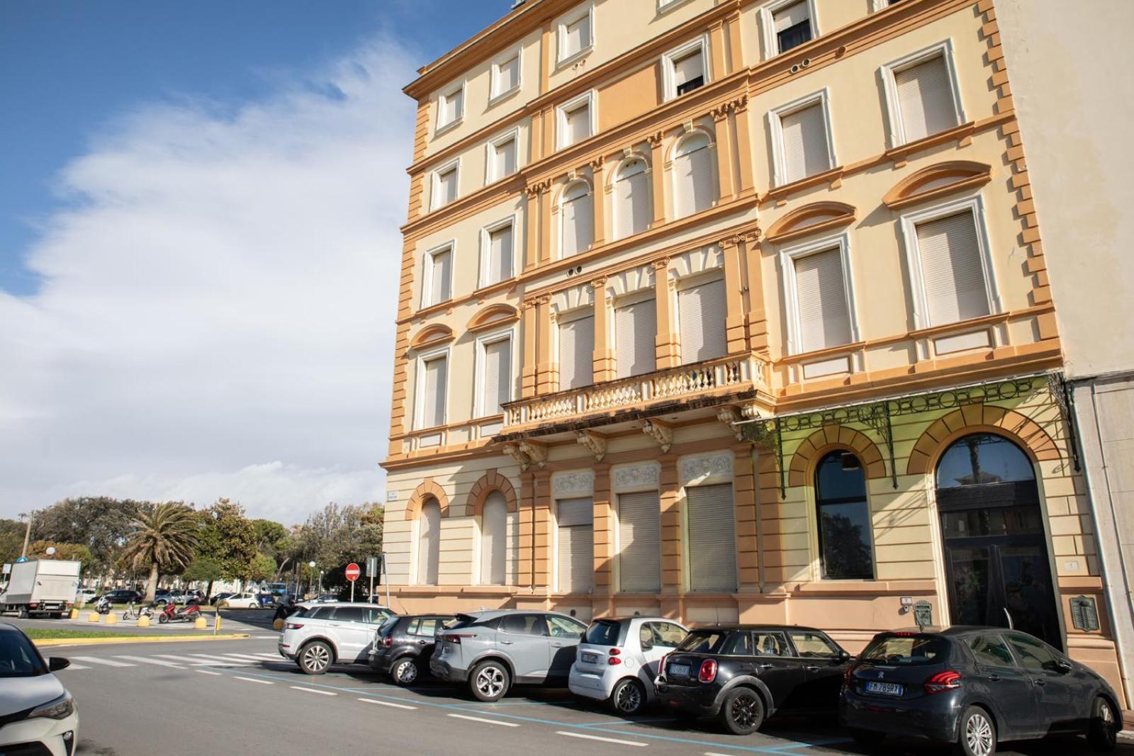 "Burlamacca" Luxury Apartment Viareggio Exterior foto